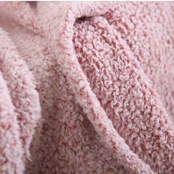 Pale Pink Farmhouse Bohemian Sherpa Throw Cozy/Fluffy Modern Couch/Sofa Blanket - Picture 3 of 8
